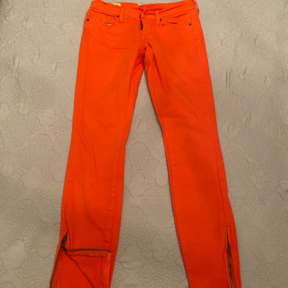 👖LUCKY BRAND Charlie superSKINNY SZ2/26 orange.